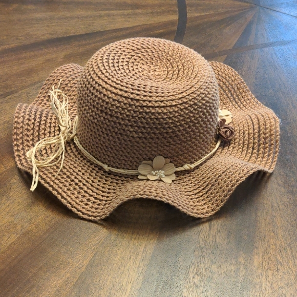 Bienvenu Brown Kids Sun Hat with Flower Accents - Picture 1 of 7